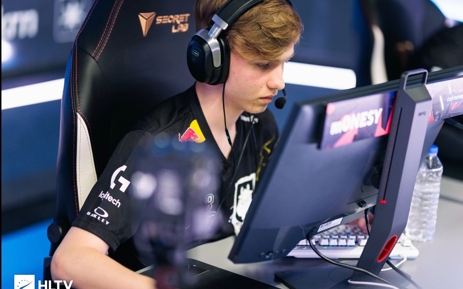 被认为缺乏 被认为缺乏